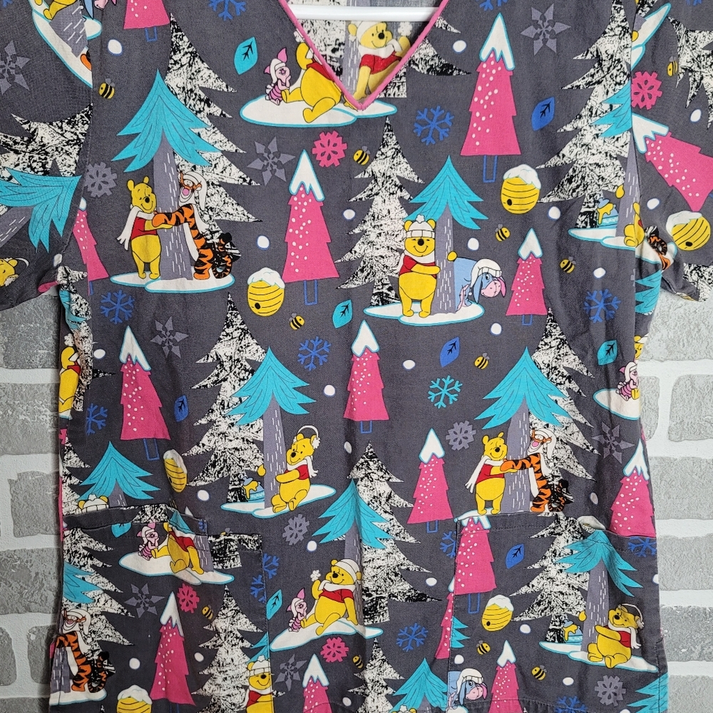 Disney Winnie-the-Pooh and Gang Winter Themed Scrubs Medical Women's Size S - Picture 3 of 11